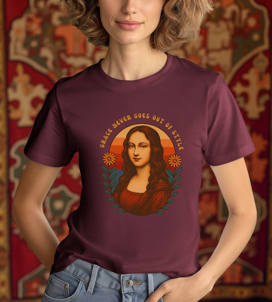 Retro Mona Lisa Unisex Heavy Cotton Tee - Vintage Aesthetic Graphic Shirt, 70s Art Tee, Trendy Gildan 5000 Top, Grace Never Goes Out of